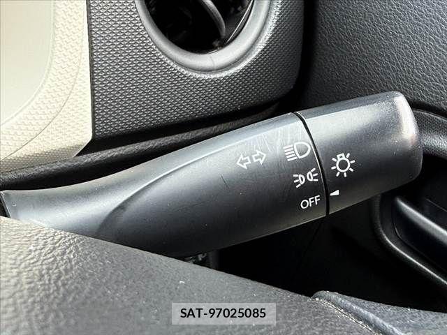 Suzuki ALTO 2015-03 8411143-25