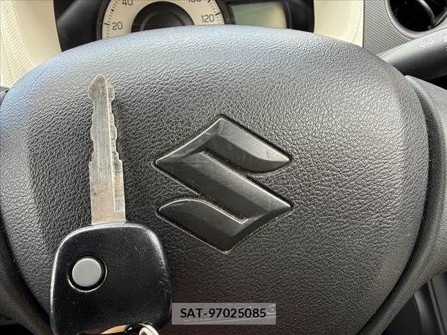 Suzuki ALTO 2015-03 8411143-2