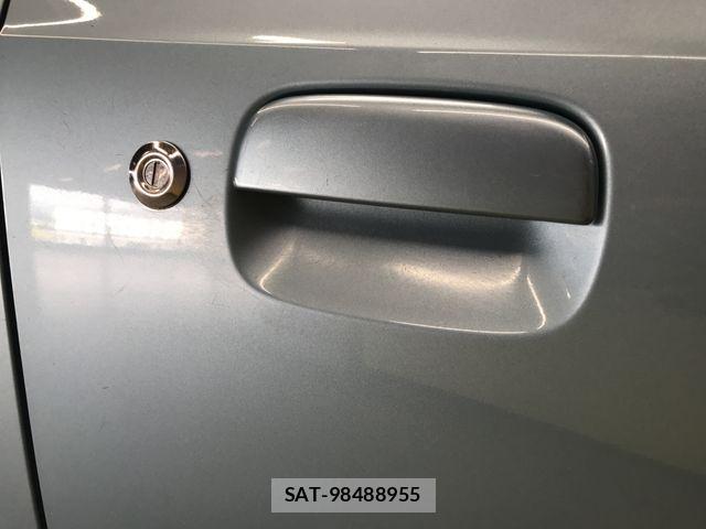Suzuki ALTO 2018-02 8523437-24