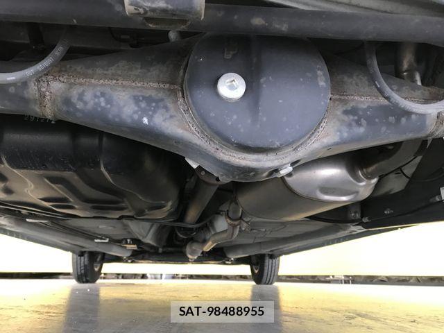 Suzuki ALTO 2018-02 8523437-28