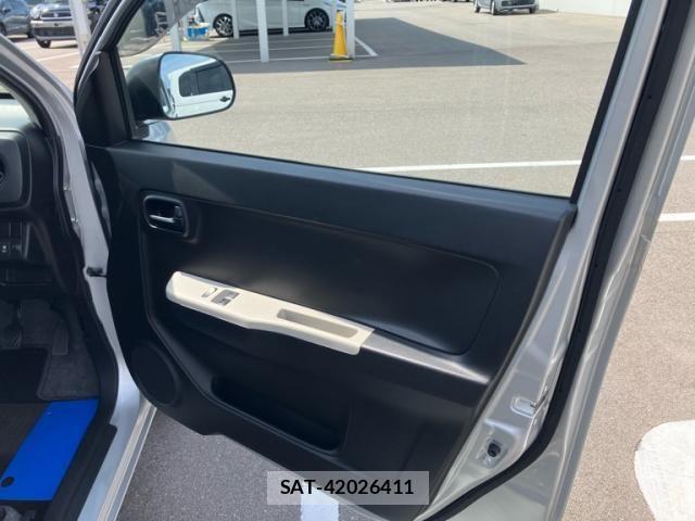 Suzuki ALTO 2019-06 8523436-11