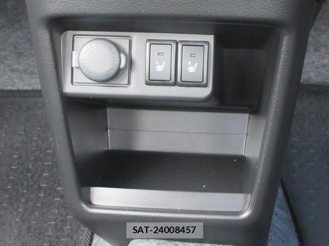 Suzuki ALTO 2022-04 8561084-12