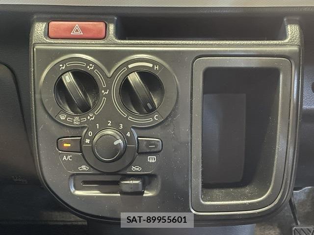 Suzuki ALTO 2015-05 8625725-28