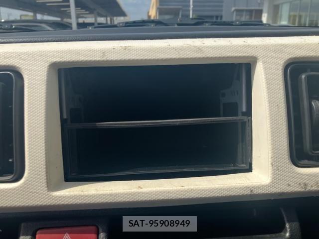 Suzuki ALTO 2015-04 8827731-17