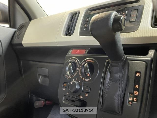 Suzuki ALTO 2015-06 8827730-27