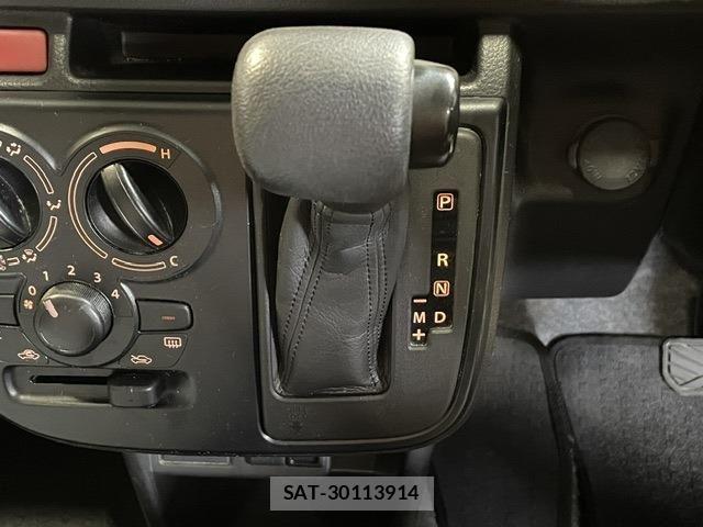 Suzuki ALTO 2015-06 8827730-28