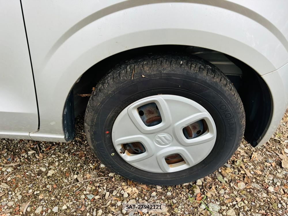 Suzuki ALTO 2019-07 8083203-28