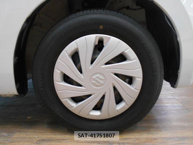 Suzuki ALTO 2013-05 3355258-10