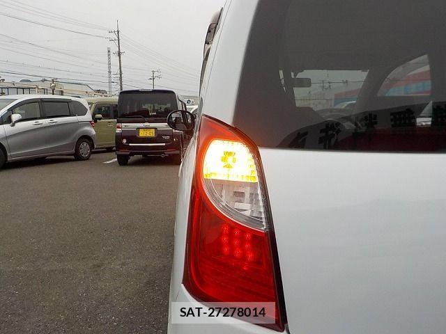 Suzuki ALTO 2012-01 4750952-20