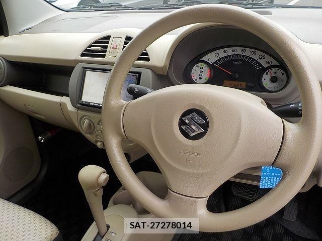 Suzuki ALTO 2012-01 4750952-7
