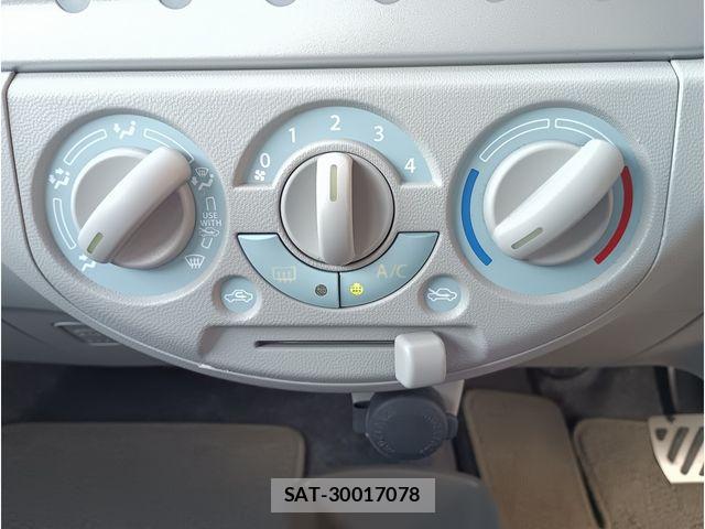 Suzuki ALTO 2013-09 6241920-14