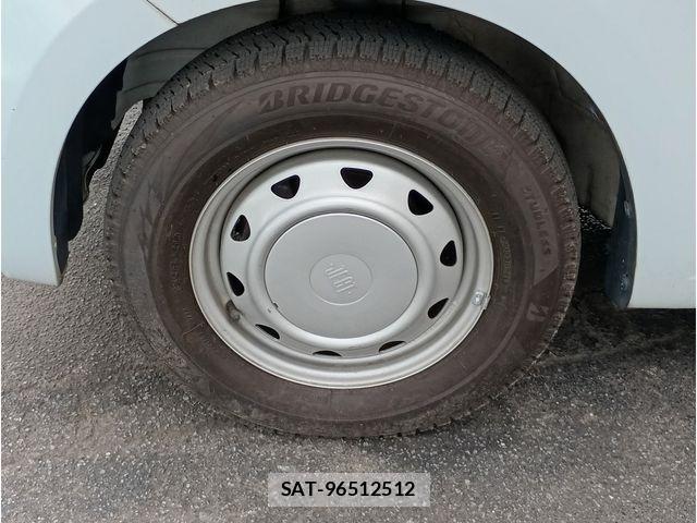 Suzuki ALTO 2013-04 7214535-27
