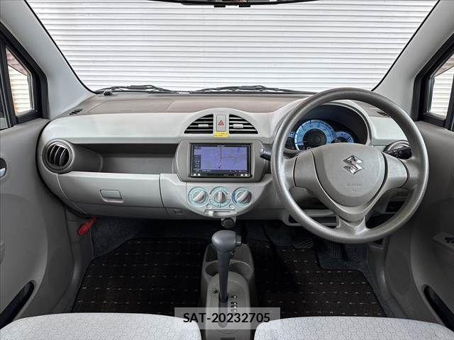 Suzuki ALTO 2013-08 7214528-1