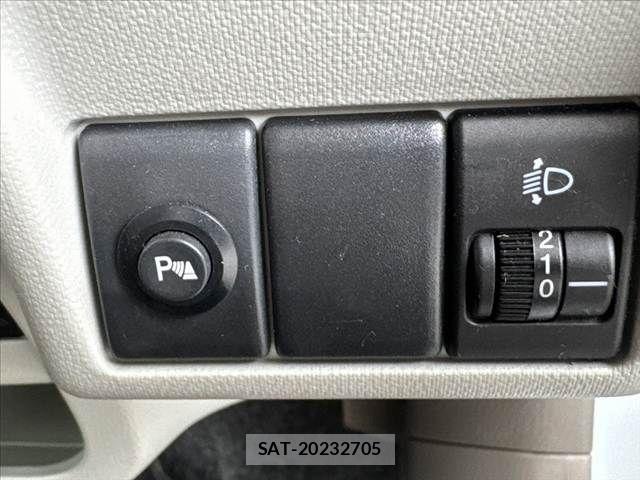 Suzuki ALTO 2013-08 7214528-29