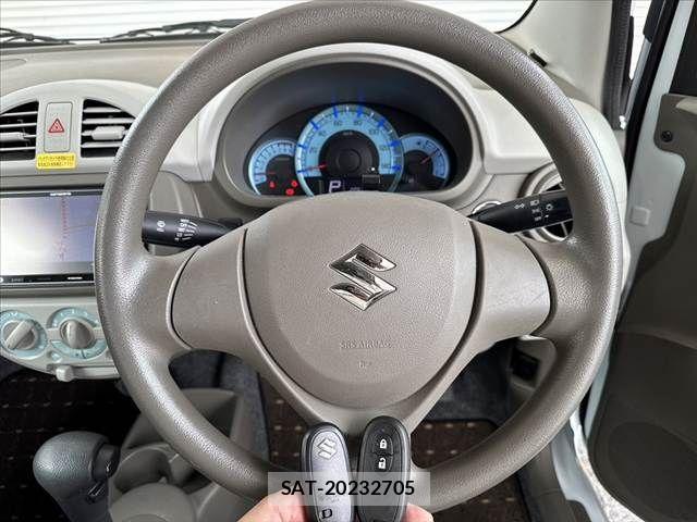 Suzuki ALTO 2013-08 7214528-6