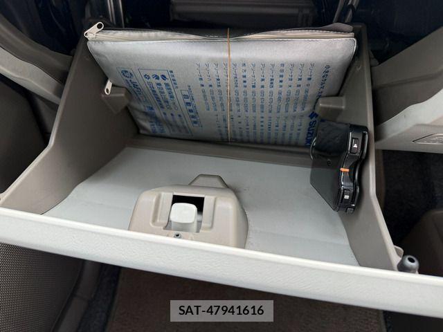 Suzuki ALTO 2014-05 7214525-16