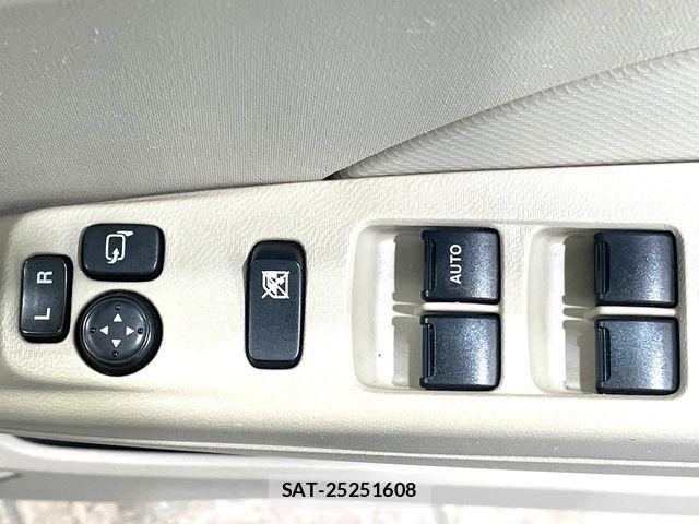 Suzuki ALTO 2012-02 7356729-4