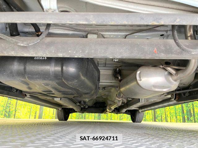 Suzuki ALTO 2013-06 7720437-17