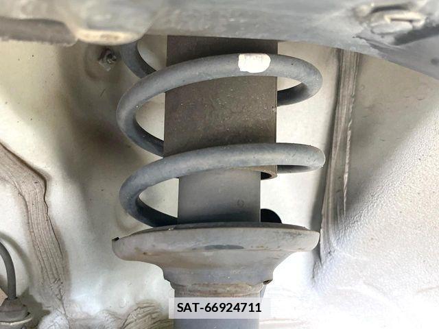 Suzuki ALTO 2013-06 7720437-18