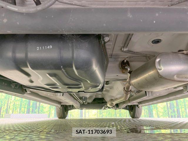 Suzuki ALTO 2015-04 8206209-18