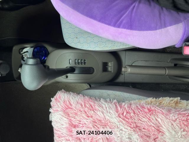 Suzuki ALTO 2014-05 8244561-10