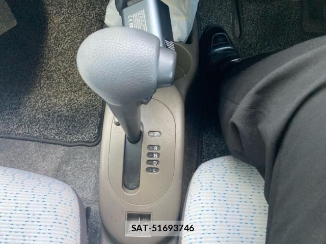 Suzuki ALTO 2013-07 8312898-19