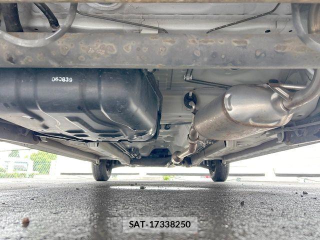 Suzuki ALTO 2013-09 8312897-16