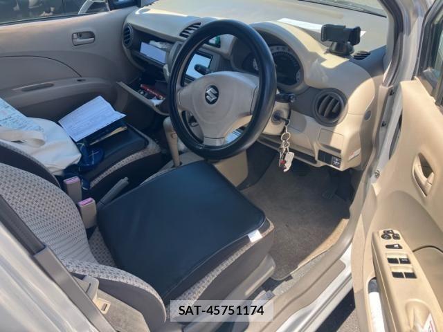 Suzuki ALTO 2012-02 8334741-12