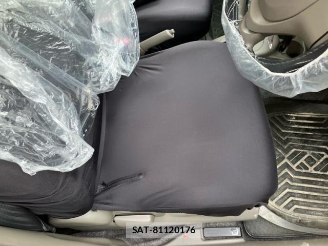 Suzuki ALTO 2014-11 8411145-16