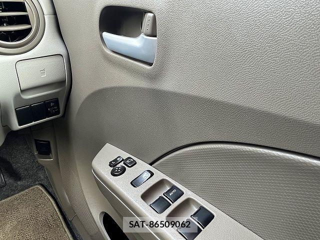 Suzuki ALTO 2013-06 8411144-11