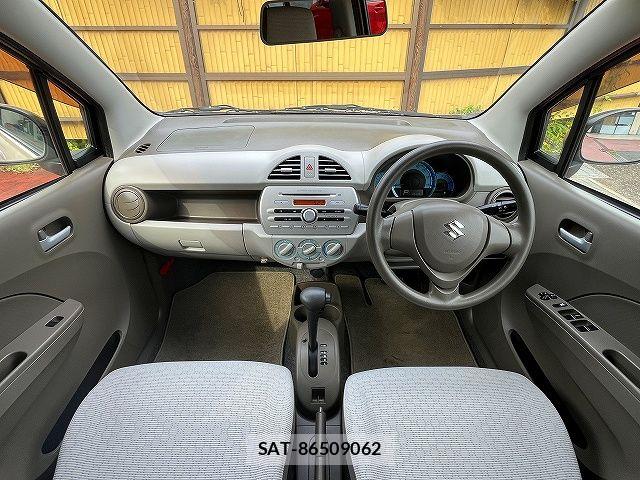 Suzuki ALTO 2013-06 8411144-1