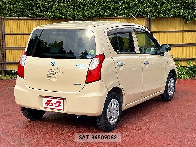 Suzuki ALTO 2013-06 8411144-2