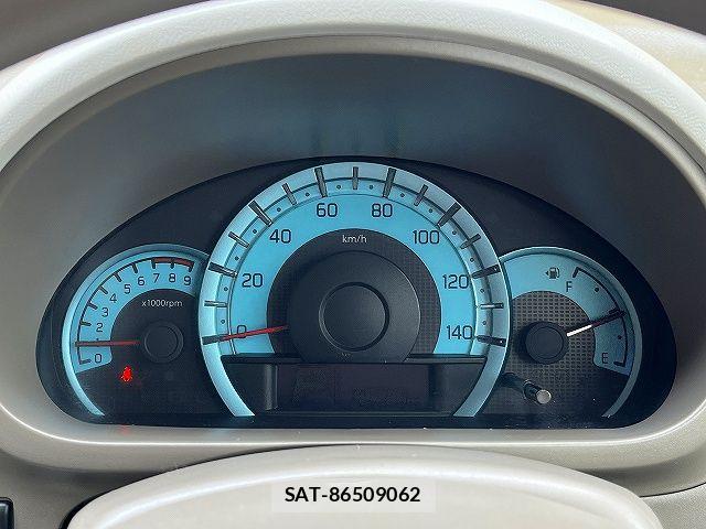 Suzuki ALTO 2013-06 8411144-7