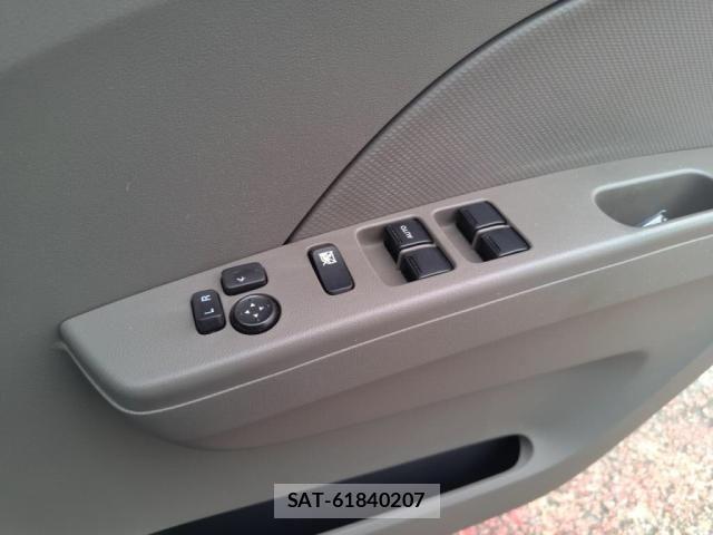 Suzuki ALTO 2014-03 8685131-17