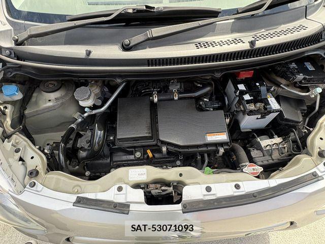 Suzuki ALTO 2014-03 1083734-3