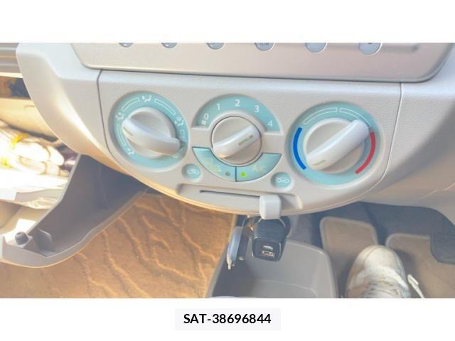 Suzuki ALTO 2013-10 8561083-16