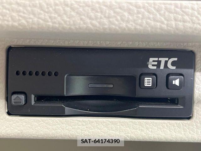 Suzuki LAPIN 2015-08 3764908-5