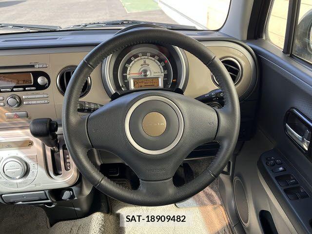 Suzuki LAPIN 2011-12 6610414-3