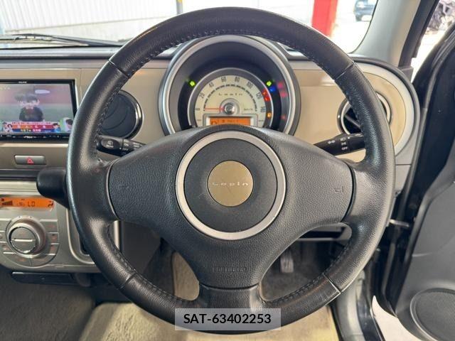 Suzuki LAPIN 2013-06 6674908-16