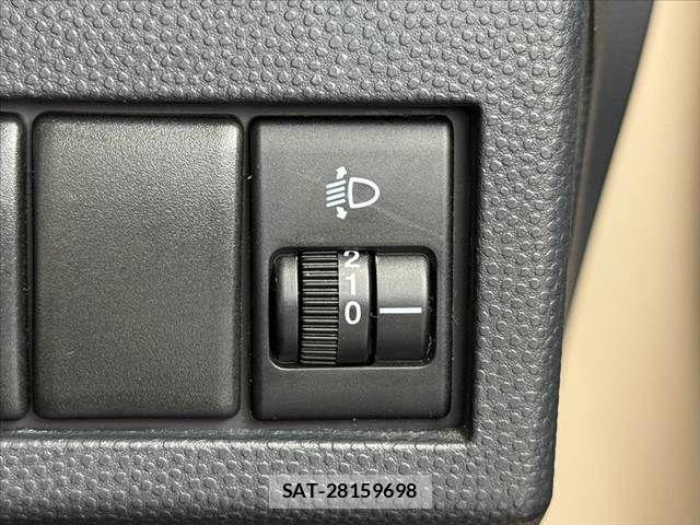 Suzuki LAPIN 2012-03 6750808-28