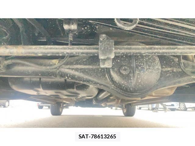 Suzuki LAPIN 2012-04 7214549-12