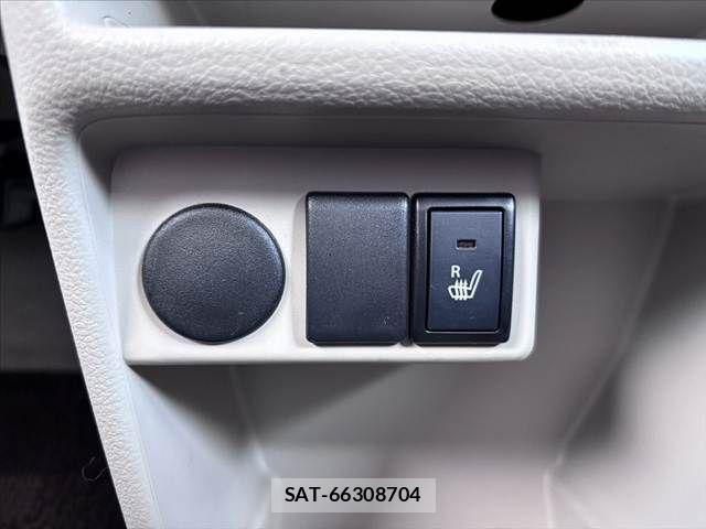 Suzuki LAPIN 2018-03 7452782-4