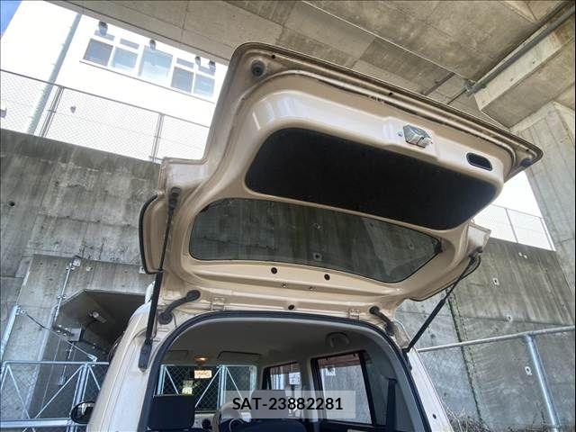Suzuki LAPIN 2010-03 7499448-26