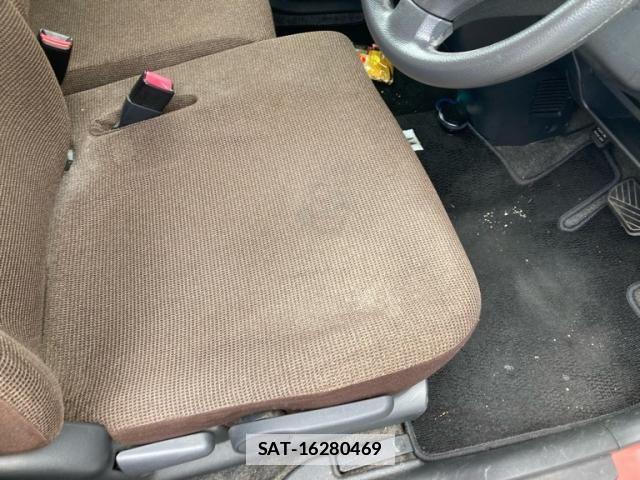 Suzuki LAPIN 2011-01 7720498-12