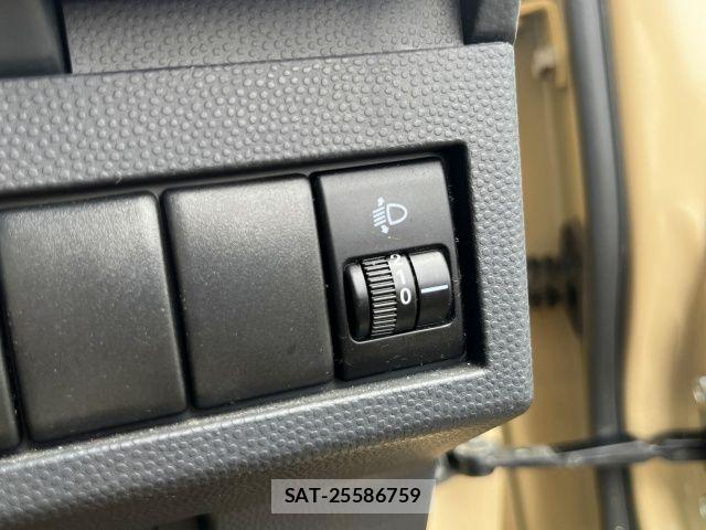 Suzuki LAPIN 2011-06 7875212-22