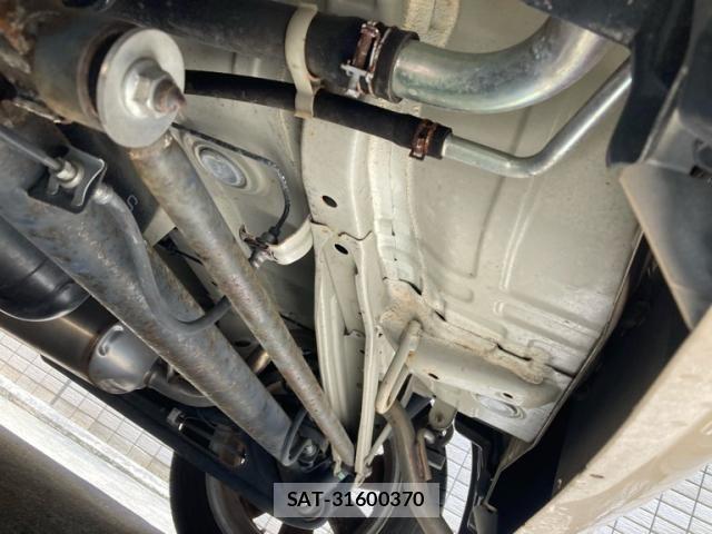 Suzuki LAPIN 2011-10 8034339-7