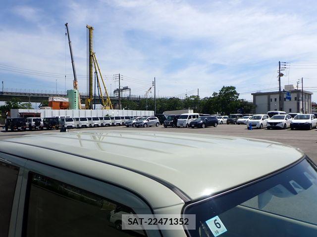 Suzuki LAPIN 2025-06 8072759-10