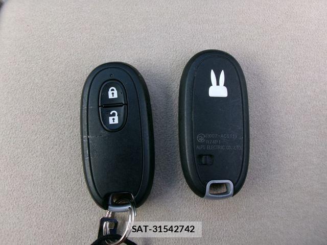 Suzuki LAPIN 2020-04 8128811-28