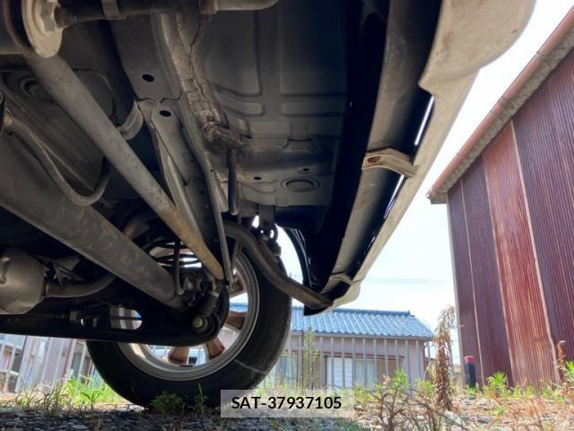 Suzuki LAPIN 2011-08 8206223-10