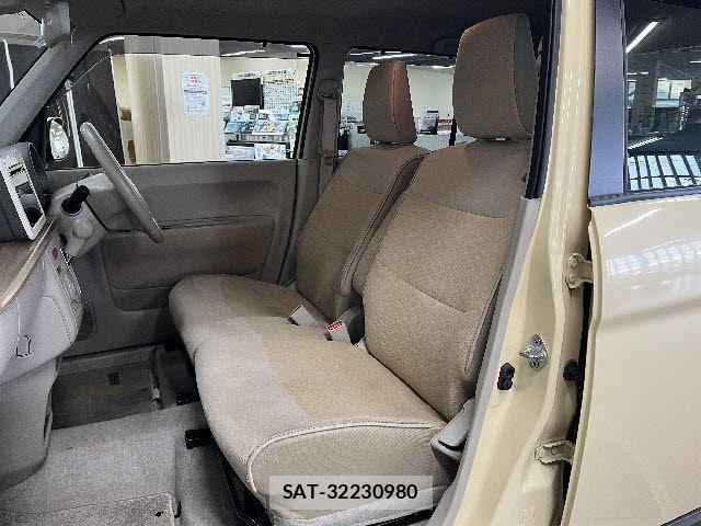 Suzuki LAPIN 2017-03 8206215-18
